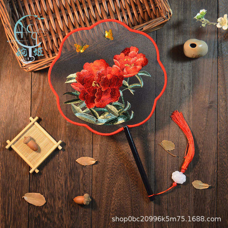 苏绣双面绣团扇刺绣绕丝包边古风扇八瓣黑底牡丹舞蹈扇汉服专用扇