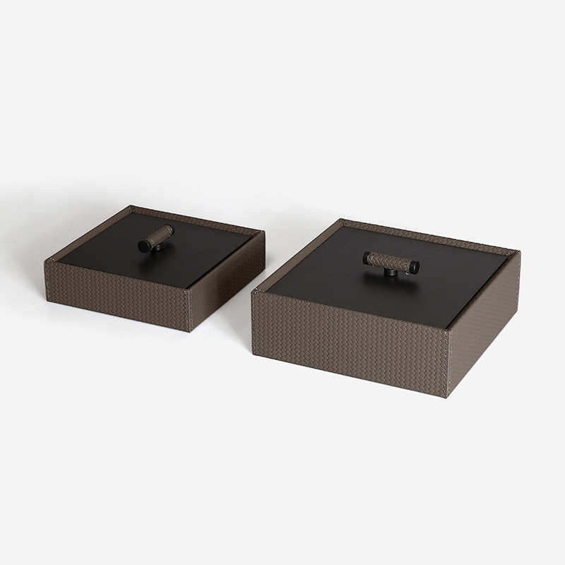 现代轻奢梳妆台装饰盒摆件样板间售楼处白色皮革金属首饰盒