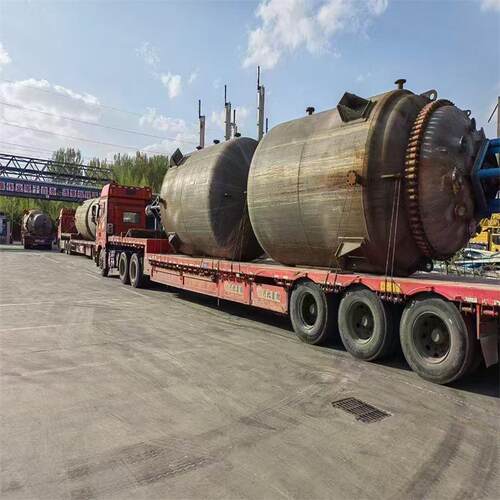 供应二手搪瓷反应釜 蒸汽加热机械密封1-20吨闭式搅拌反应设备