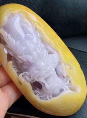 缅甸天然翡翠a货冰黄翡龙头手玩件小摆件swj尺寸：105-57-33.5mm