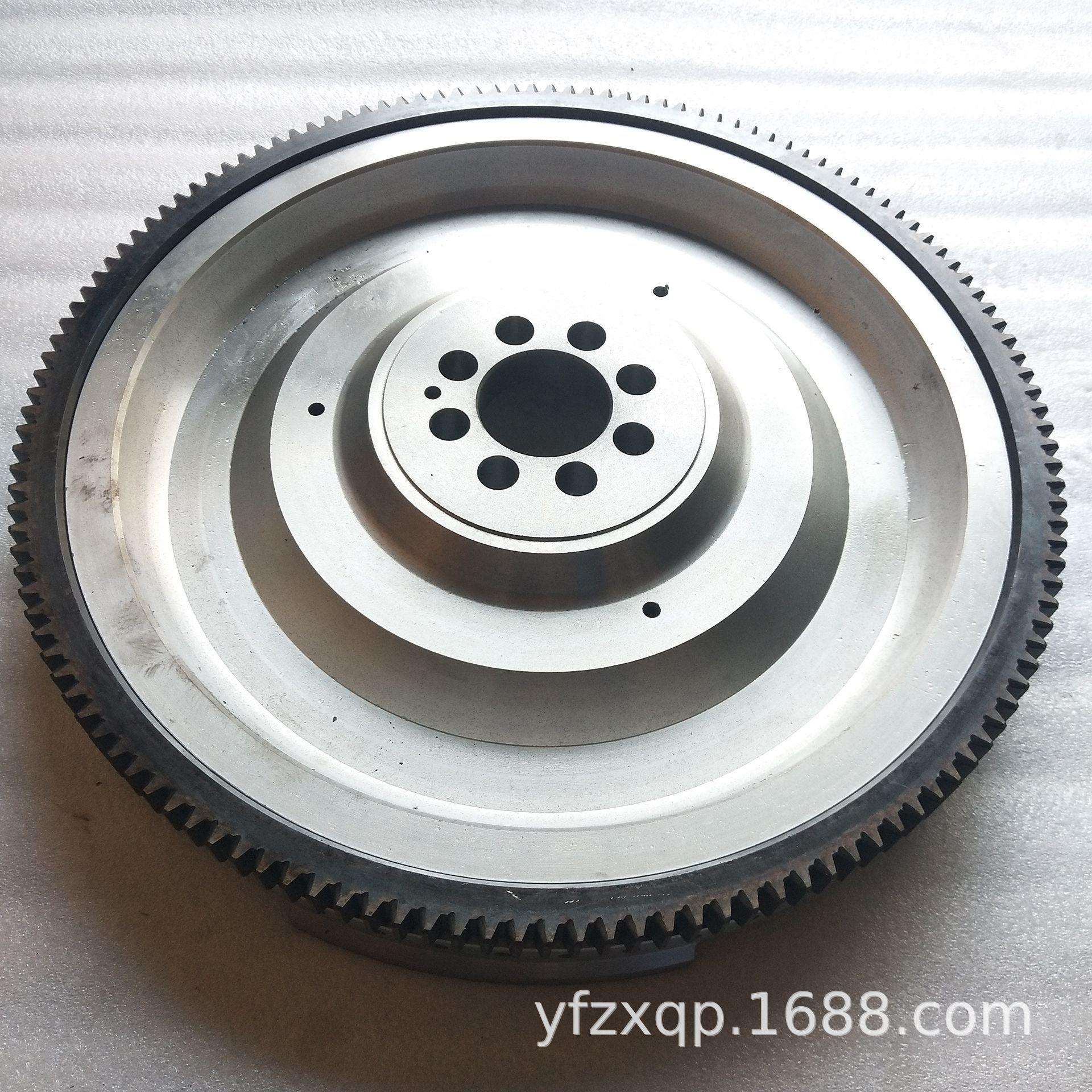 厂家直销广汽日野700飞轮 E13C发动机 离合器片压盘Flywheel HINO