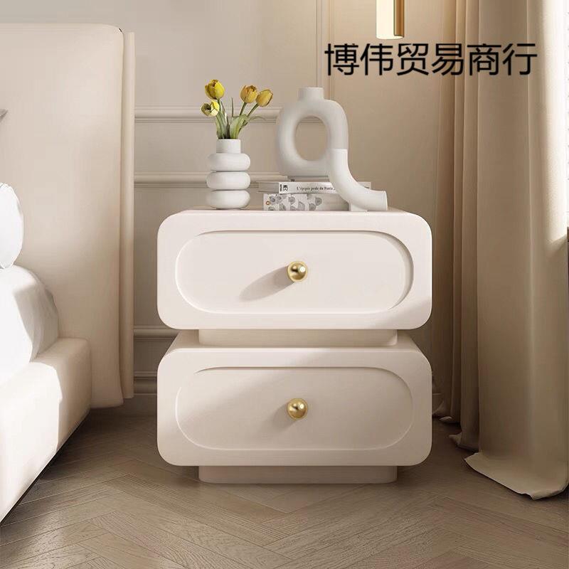 极简奢实奶木床头柜简约现轻收代博伟贸易法式油风储物柜黑色皮质