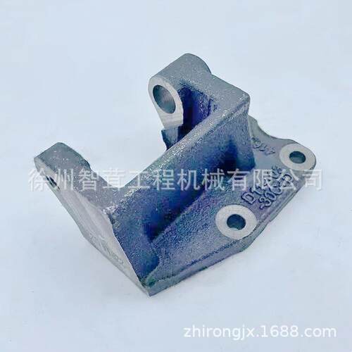 徐工压路机 装载机上柴D9D6114发电机支架支腿D11-103-30C 配件
