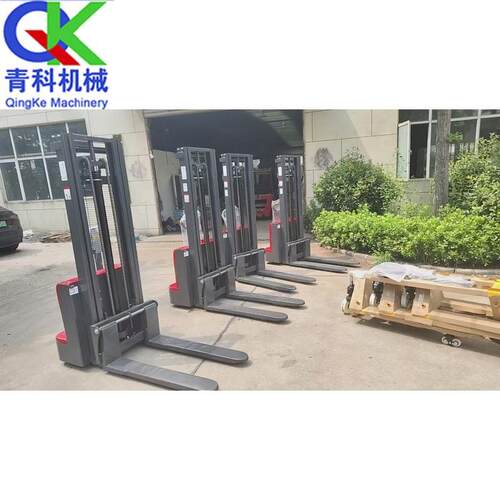 座驾式电动堆高车工厂物流装卸设备仓储物流装卸机械