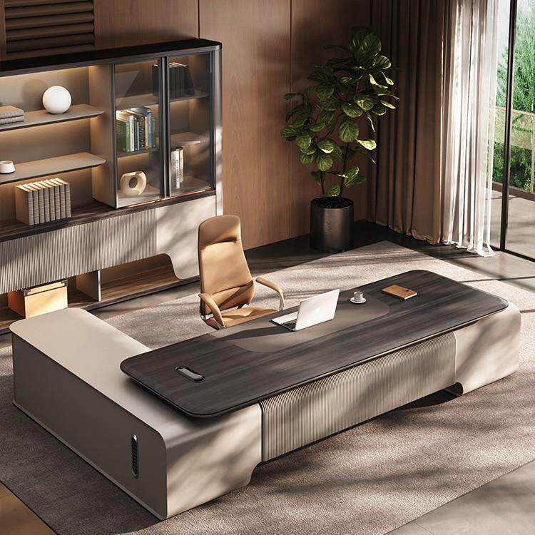 佛山老板桌轻奢高级感办公桌椅组合大班台总裁桌董事长办公室家具