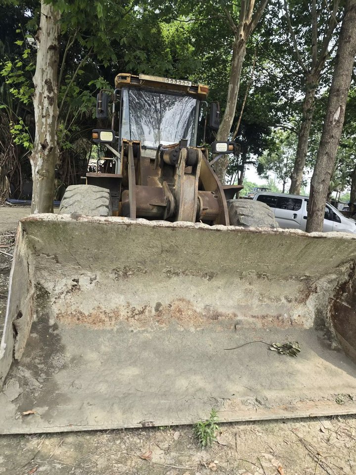 7月8日成都龙工LG853D型装载机委托处置网络拍卖公告