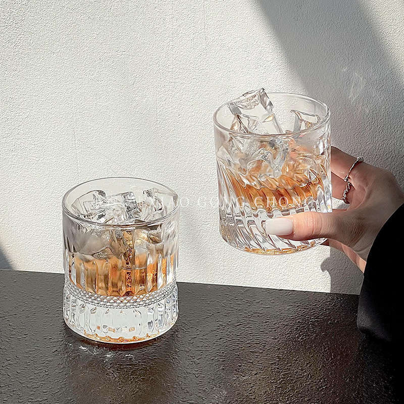 高档威士忌酒杯轻奢水晶洋酒杯高级感家用玻璃刻花啤酒杯冰球杯子
