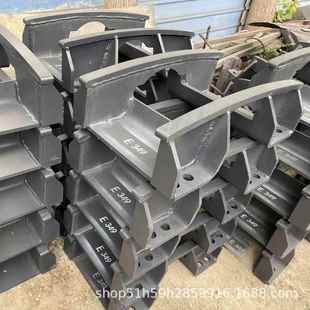 600 500 650 750引导轮前叉 架 山河智能SWE挖掘机335 护链器 400