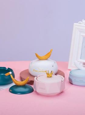 北欧ins风简约创意带盖烟灰缸 可爱轻奢树脂家居烟灰缸装饰摆件