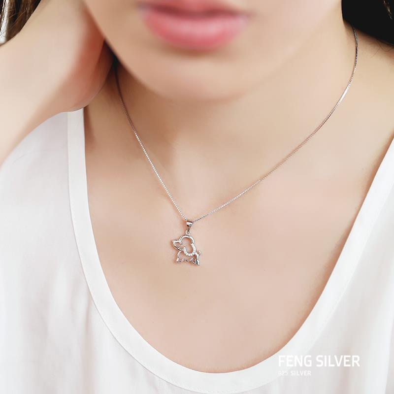高档新款坠本命年小狗项链刻女纯银韩国生肖动狗狗吊可爱小物锁骨