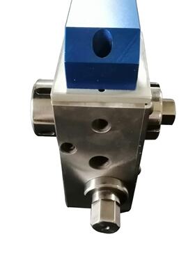 [专业生产质优价廉]电线电缆机械设备配件，U7/U14免调机头