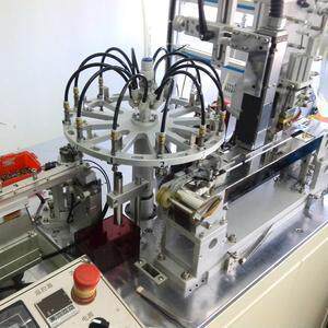 SMD全自动编带机电子加工编带厂家供应伟捷T型SMD全自动编带机