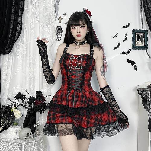 Light tone girl plaid dress with girlish style
