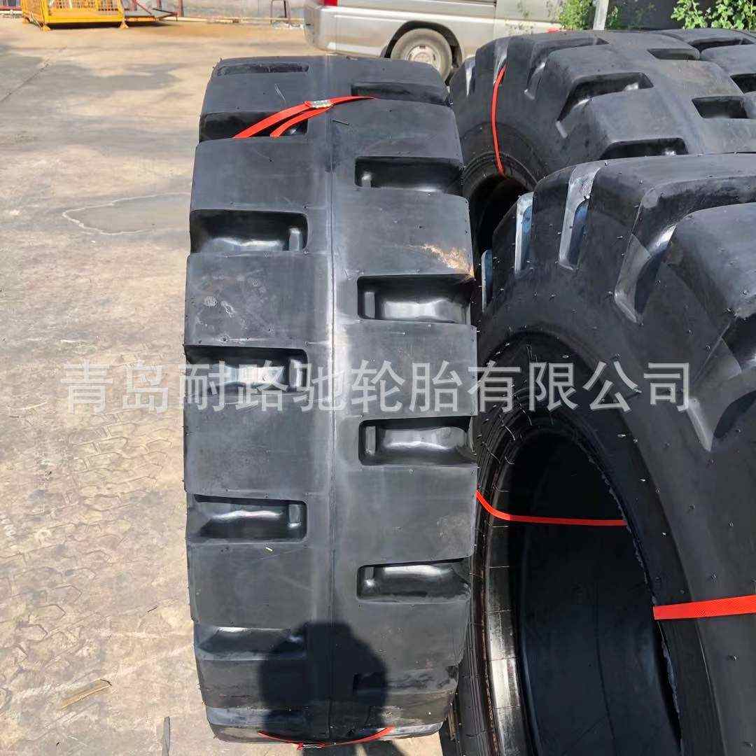 铲车装载机轮胎20.5/70-16 16/70-20 17.5/23.5-25半实心工程轮胎