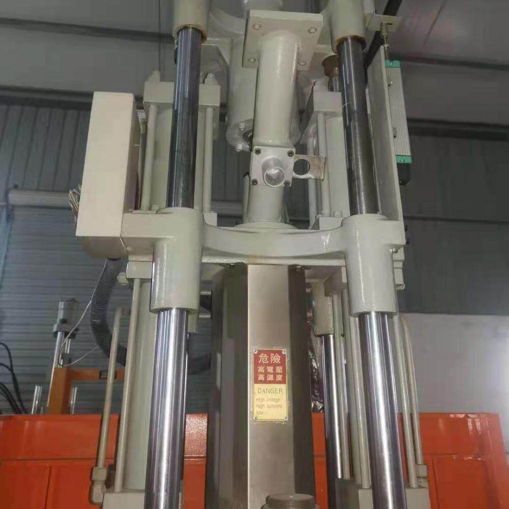 新锐400注塑机加工转盘机DC电源插头塑料成型机械设备二手注塑机