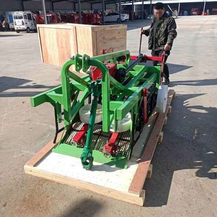 小型振动花生获机泥MNN土式分离长土果出机 起果子起花生收机器