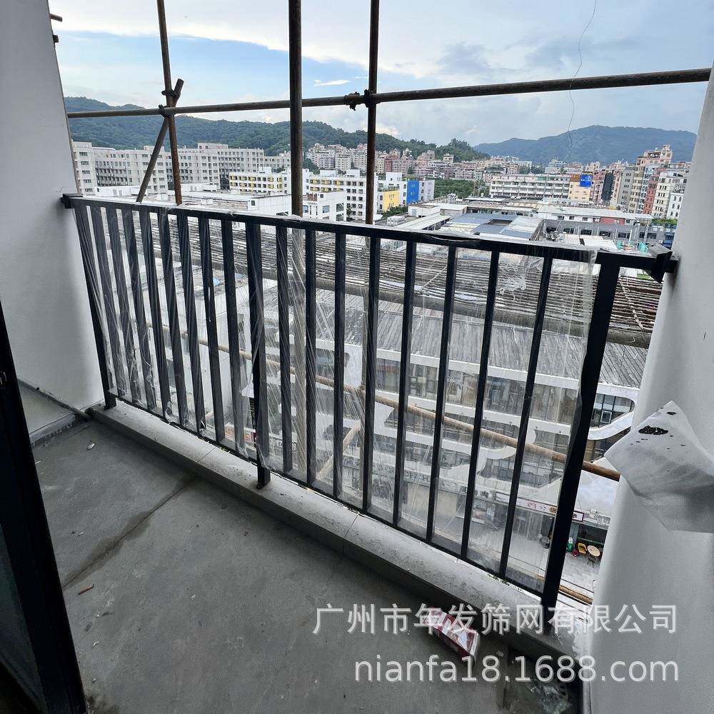 广东工厂生产住宅区阳台护栏铁艺佛碳漆隔离围栏