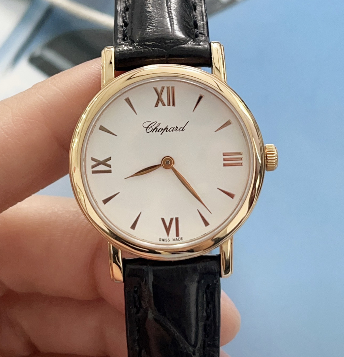 98新28mm萧邦CLASSIC系列18k玫瑰金127387-5201石英女表手表正品