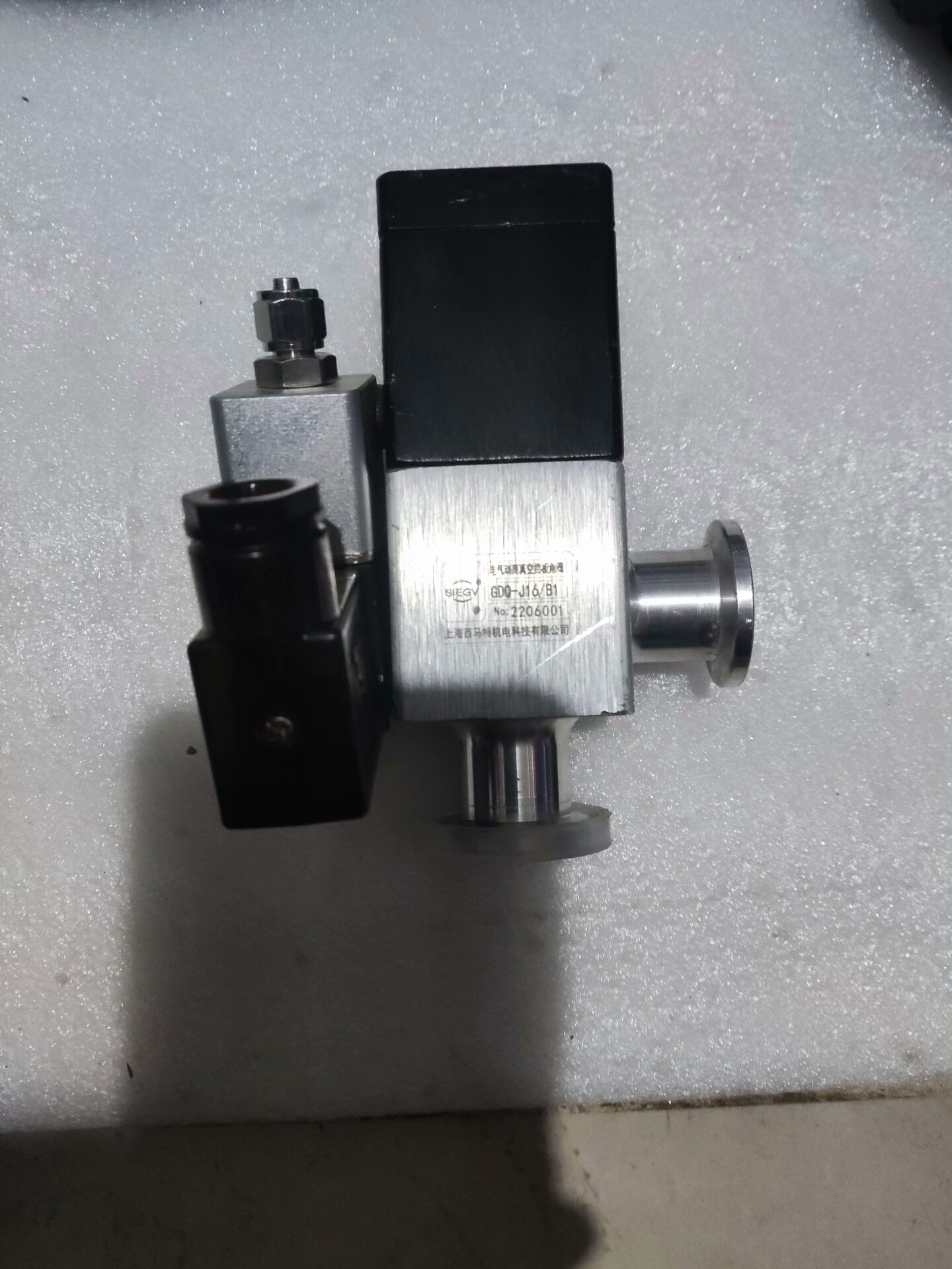 SIEGV上海西马特电气动高真空挡板角阀 GDQ- J16/