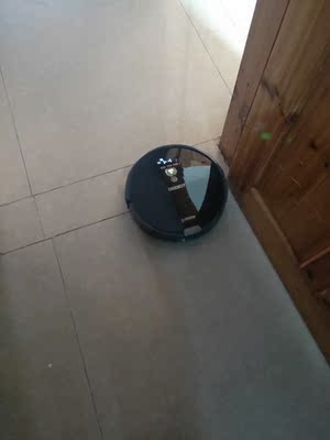 海尔TAB-T510S扫地机器人与科沃斯DF45扫地机器人哪个好,功能区别在哪里?价格多少?