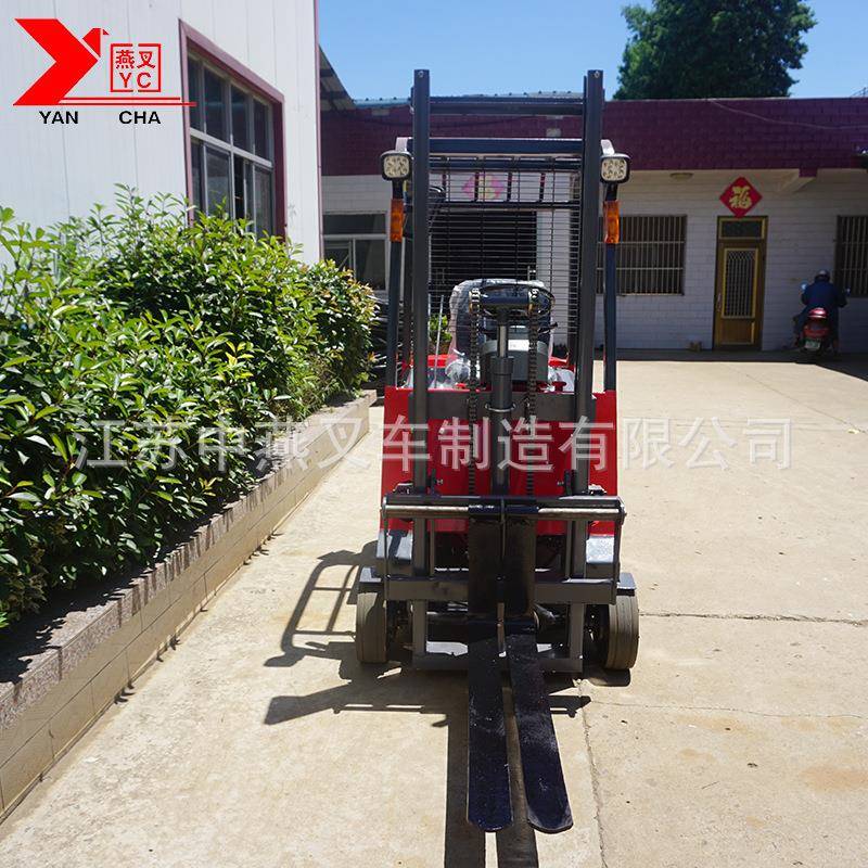 电动叉车1.5吨前驱三轮座驾式全电动叉车三支点堆高叉车叉运
