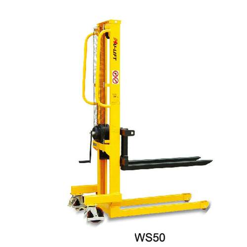 WS50虎力迷你手摇式堆高车0.5T机械堆高车手动叉车搬运车