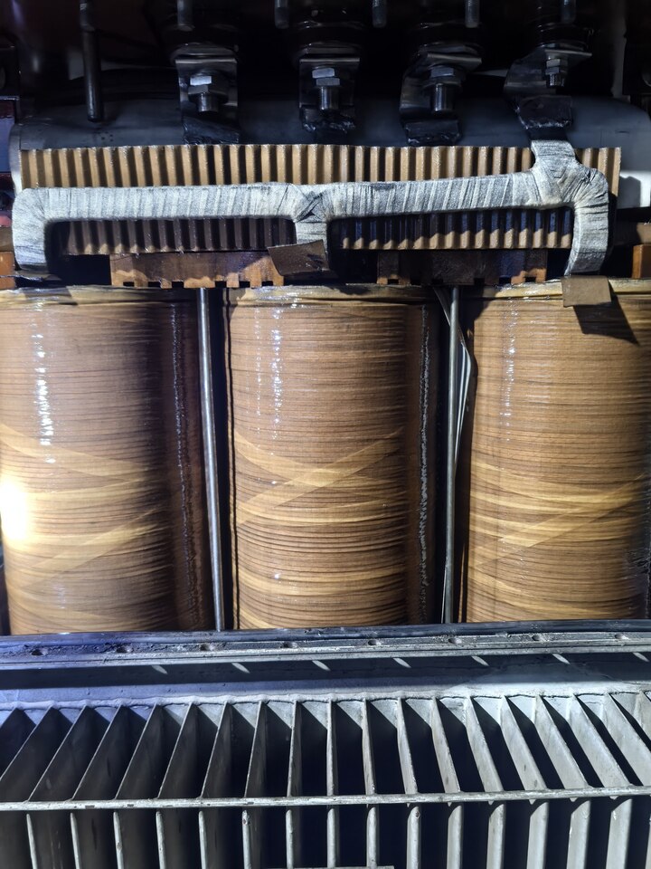 3月7日驻马店处置一批报废10台有铜芯铝芯变压器打包处理货在平舆新蔡两地网络拍卖公告