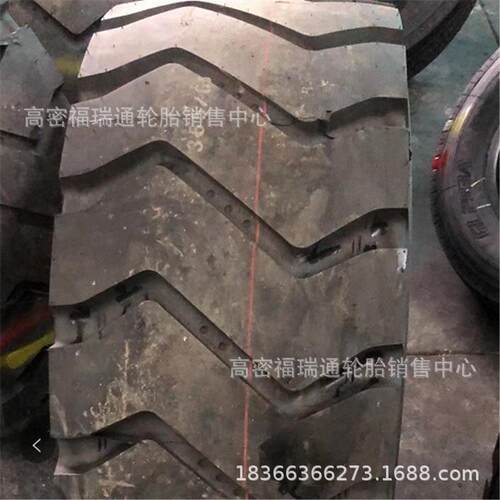 前进355/65R18运梁机宽体自卸车全钢子午线真空耐磨工程机械轮胎