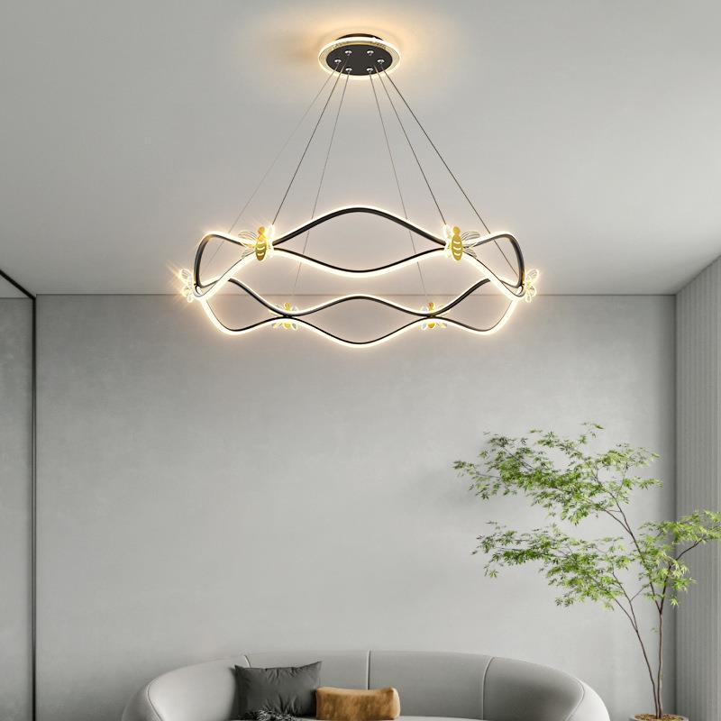 餐厅吊灯新款创意蜜蜂餐厅灯简约个性圆环吧台咖啡厅智能调光灯具