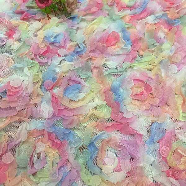 厂家直销 高档立体渐变曲叶玫瑰钩花绣花 蕾丝花边面料 刺绣布料