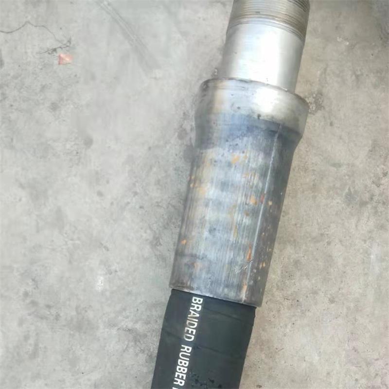 隆众供应石油钻探胶管高压钢丝缠绕胶管图片