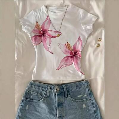 Women's Lily Flower Print Round Neck Fitted Tee