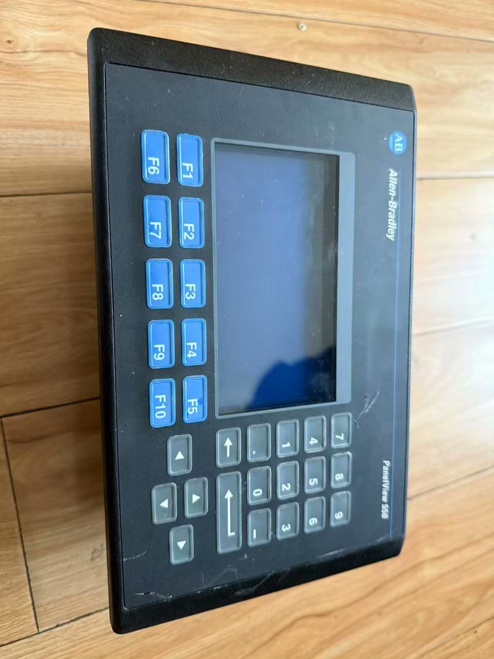 AB罗克韦尔2711-K5A1 ，功能包好，成色佳如图所示，