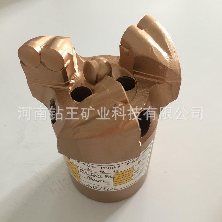 矿用钻头钻杆厂家现货供应pdc复合片地质钻头 94金刚石钻头