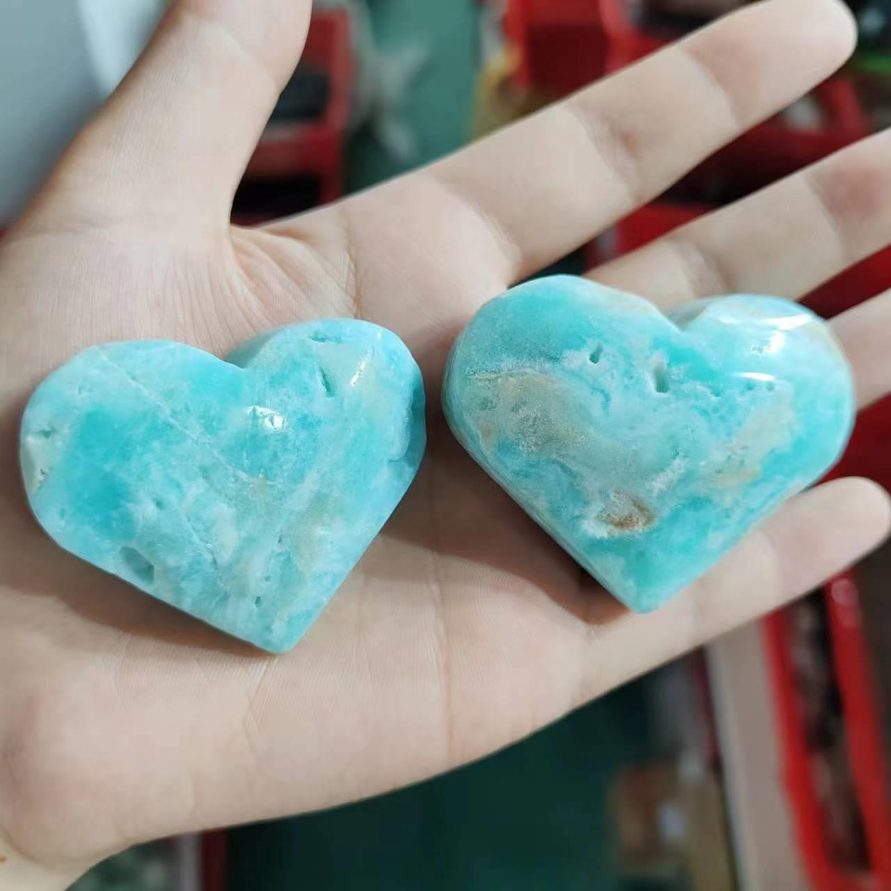 天然水晶天空蓝小爱心雕刻件原石打磨把玩件装饰摆件工艺品