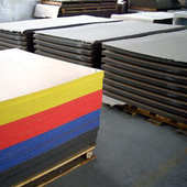 厂家供应彩色亚克力板有机玻璃板厚板激光雕刻折弯