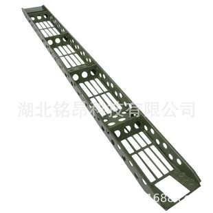 1120登车爬梯车辆登车爬梯运兵车汽车配件 东风天锦宿营车EQ5118