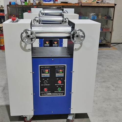PVC颗粒小型压片机PE料压出片切哑铃型测拉力橡胶机械W