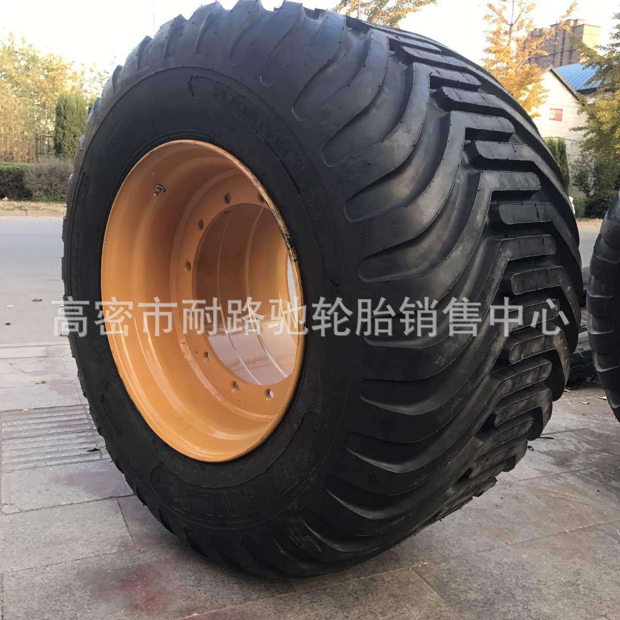 天力轮胎平板拖车轮胎710/55-26.5 710/40-22.5宽胎改装配钢圈