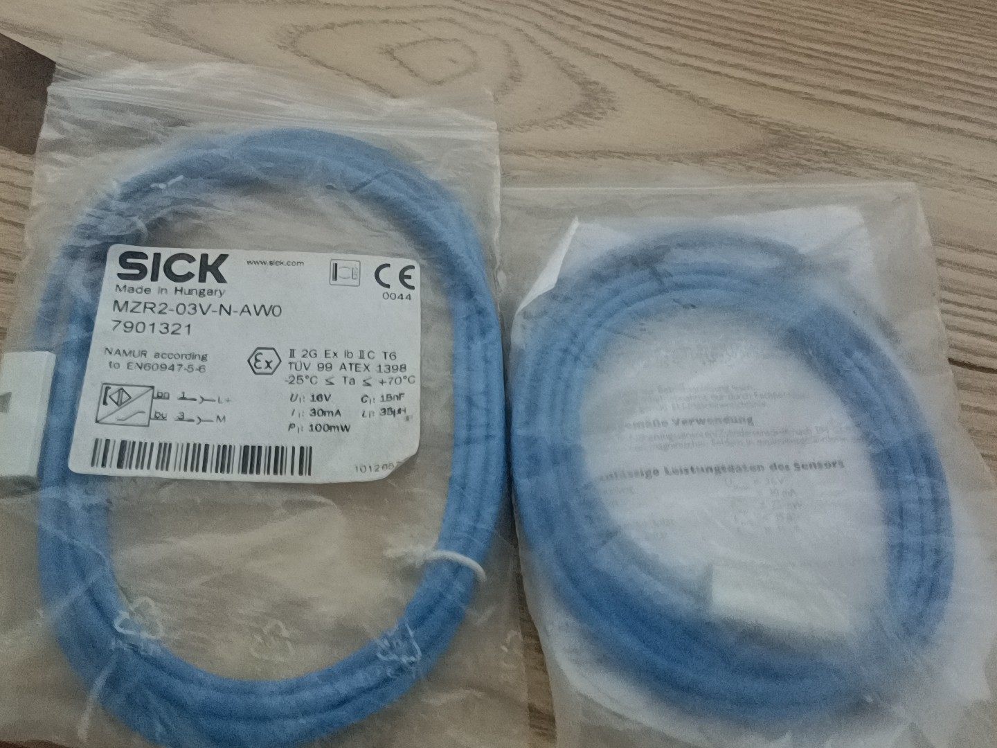 SICK西克电感式传感器 MZR2-03V-N-AW0 货号