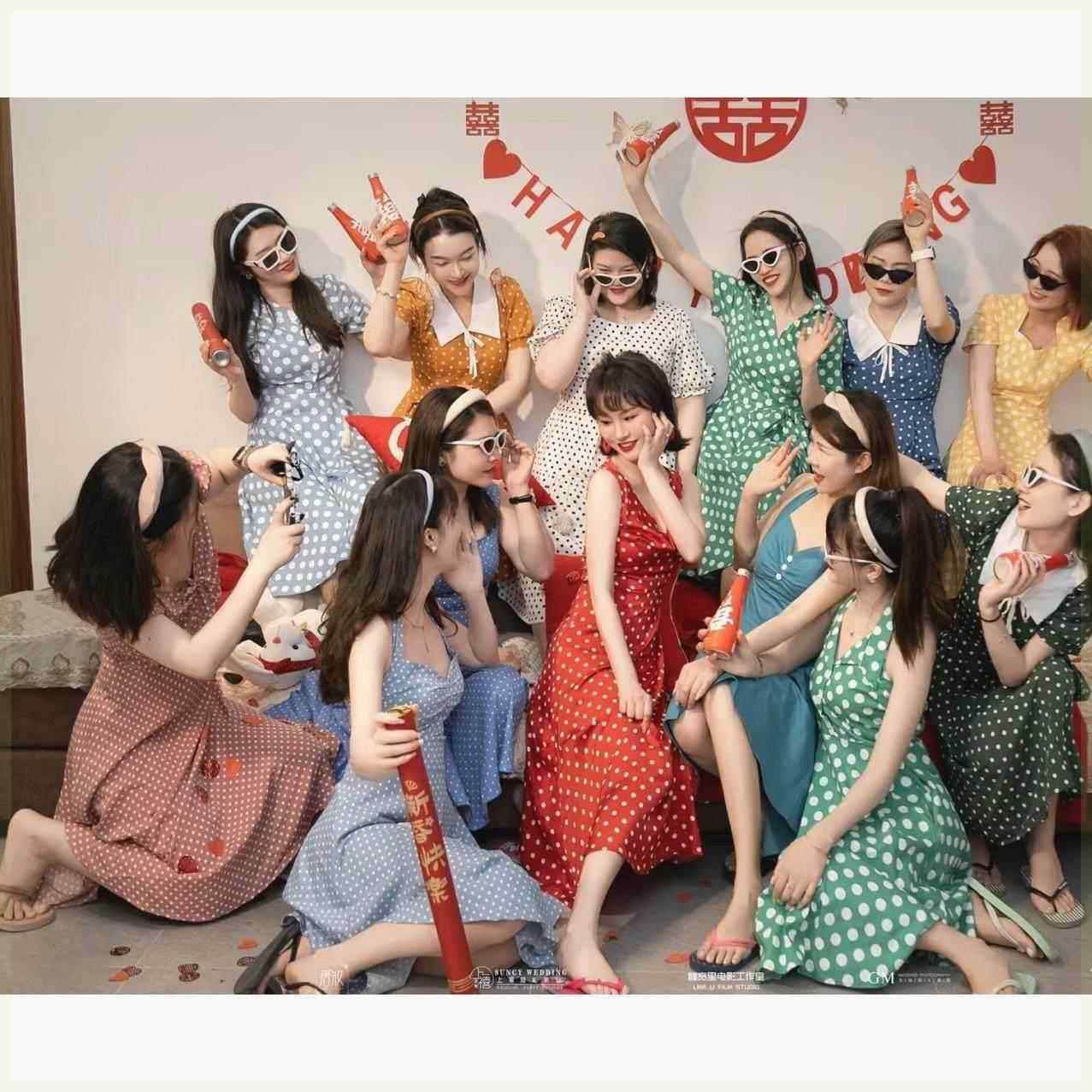 港风连衣裙赫本风复古波点裙晨袍酒吧舞蹈表演女神裙80年代70,女装/女士精品,连衣裙,淘宝优惠券,粉丝福利购,淘宝优惠卷