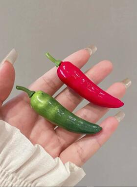 Simulated small chili hair clip, cute and fun for children,