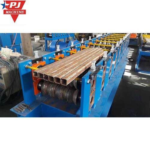 废旧钢管变方管成型机 旧脚手架管材方形压管机 圆管变方管设备