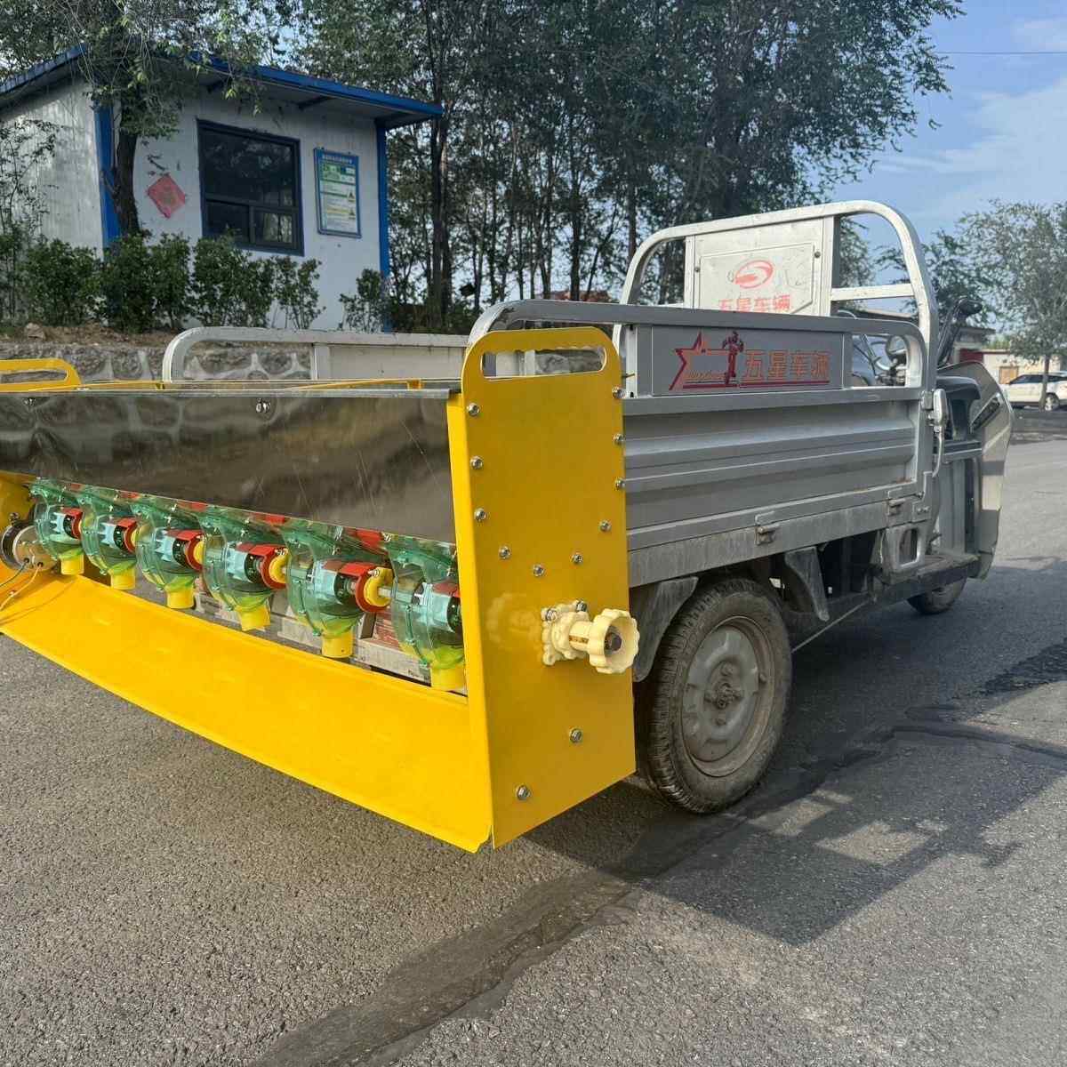 2米长款不锈钢电动撒肥机12V48V60V72V加厚车载后挂多功能施肥