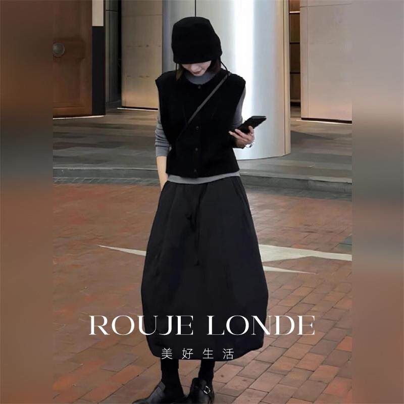 ROUJE LONDE穿搭整气时尚女装秋季又a又飒黑色针织马甲三件套装裙