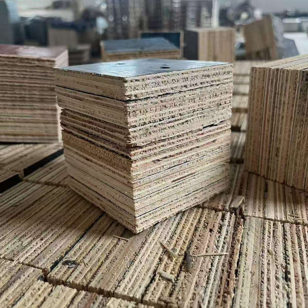 厂家直供废旧模板脚墩免熏蒸模板木方托盘用免熏蒸木方脚墩