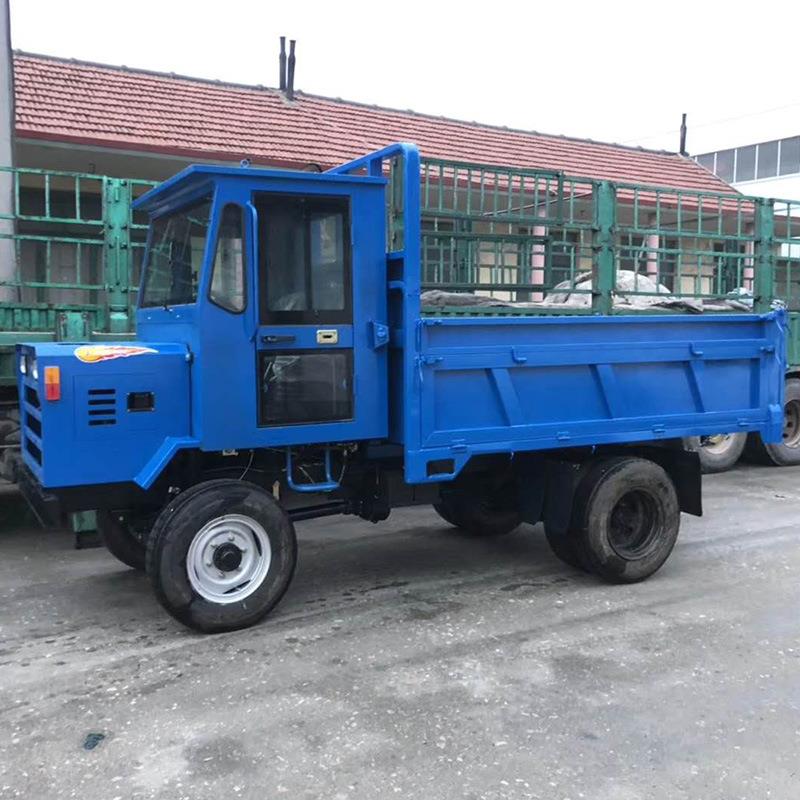 山东六轮工程四驱柴油车25马力四不像农机封闭车棚农用拖拉