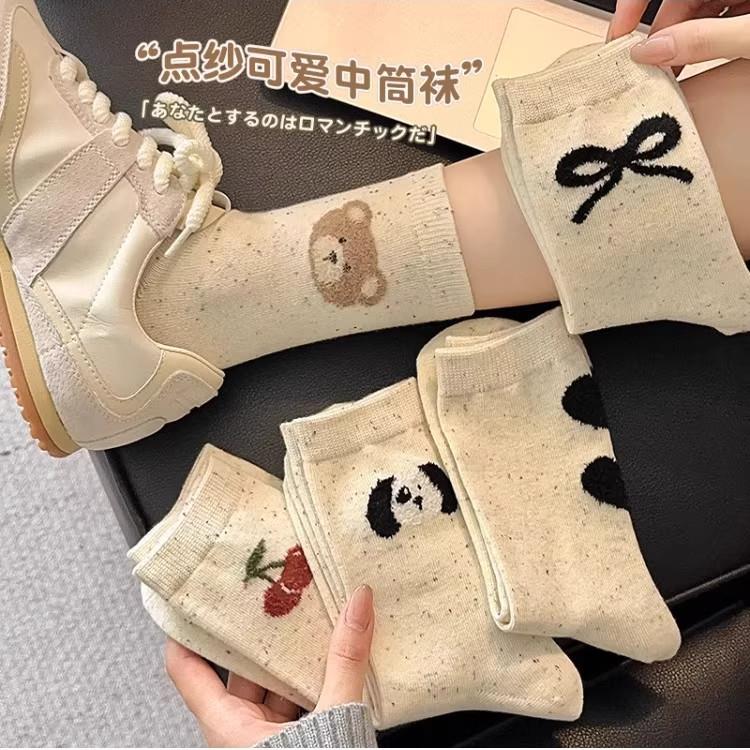 袜子女中筒袜点子纱纯色秋冬款可爱小熊ins潮韩国卡通日系彩点袜