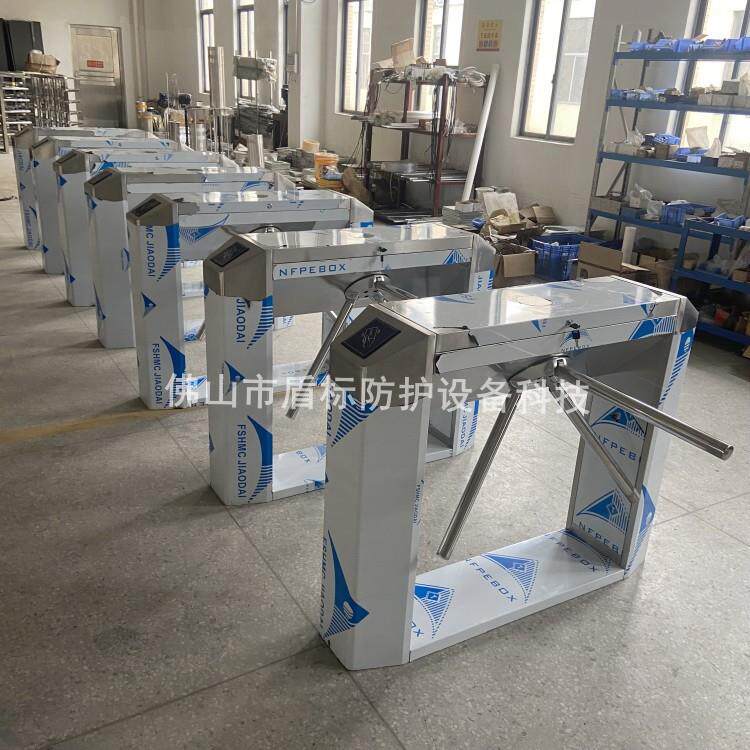 可刷卡 三滚闸 不锈钢三辊闸 三杆滚闸机 手动闸机 三转闸商