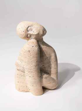 现创抽象人物雕塑摆件意梦样代板间书房软装品装（A141)饰家居饰